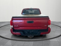 Check out this rugged and dependable 2016 Toyota Tacoma Double Cab! This accident free Ontario vehic... (image 4)