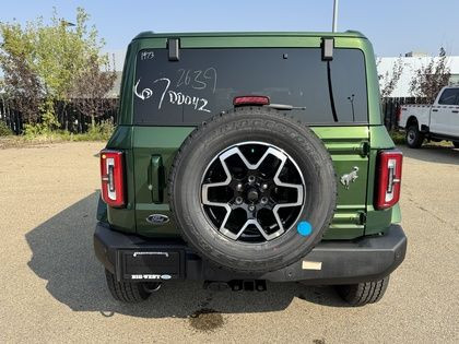 2025 Ford Bronco OUTER BANKS - 4DR~MID w/PAINTED HARD TOP & TOW  in Cars & Trucks in Edmonton - Image 4