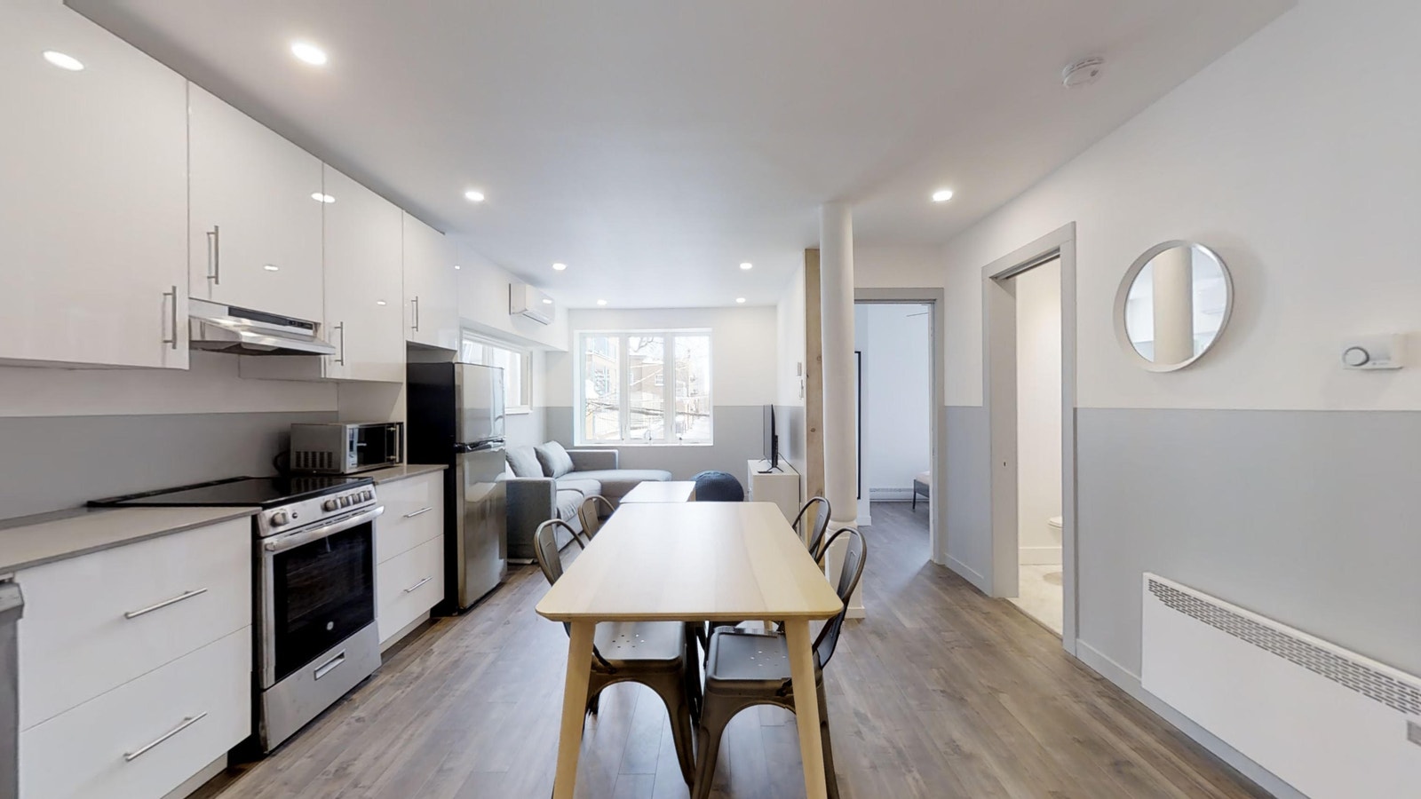 girls only Plateau 2 bedroom apartment for rent — photo 3