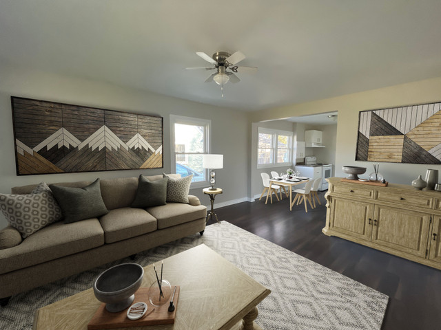 Beautiful 4-bedroom Home with Garage ~ $2195 plus utilities in Long Term Rentals in Sarnia - Image 2