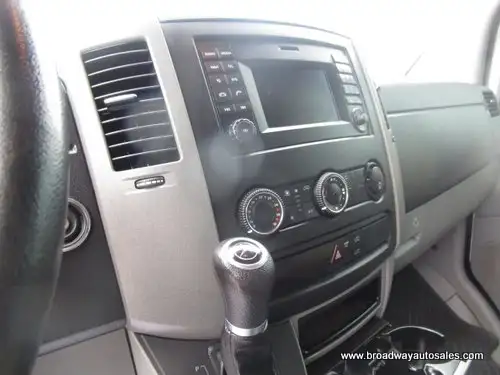 2015 Mercedes-Benz Sprinter 3/4 TON CARGO-MOVING 3 PASSENGER 3.0 in Cars & Trucks in Markham / York Region - Image 13