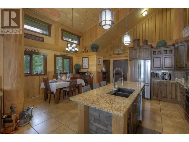 3139 HUSTON ROAD 150 Mile House, British Columbia in Houses for Sale in Williams Lake - Image 13