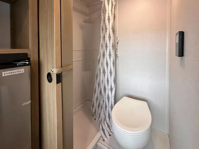 2026 WILDWOOD 135ICE in Travel Trailers & Campers in St. Albert - Image 15
