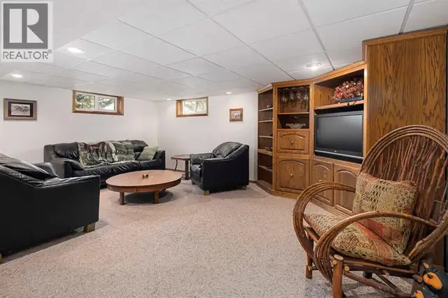 274048 Rge Rd 261 Rural Rocky View County, Alberta in Houses for Sale in Calgary - Image 27