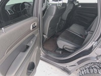 See Dealer Website for Details. . Engine: Moteur V6 3.6L L/100Km City: 12.7 L/100Km Hwy: 9.6 Safety... (image 6)