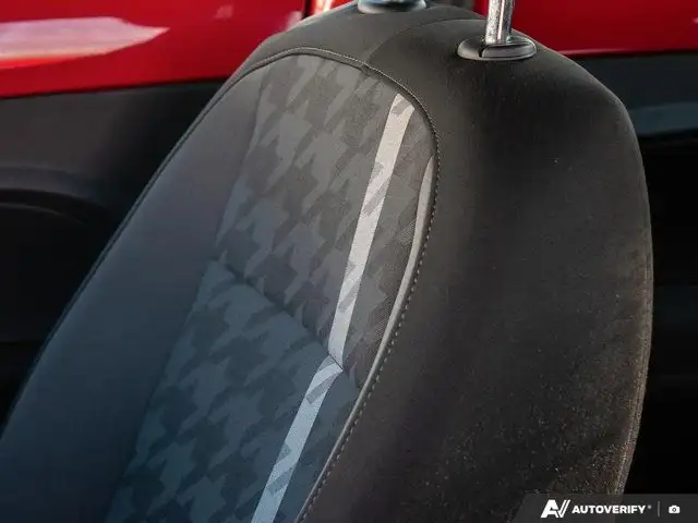 2017 Volkswagen Beetle Coupe Trendline | One Owner | Clean in Cars & Trucks in London - Image 26