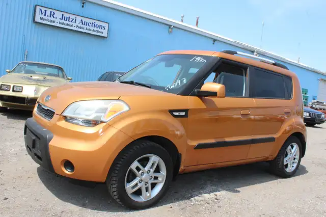Vehicle Auction - June 14, 2025 in Events in Cambridge - Image 11