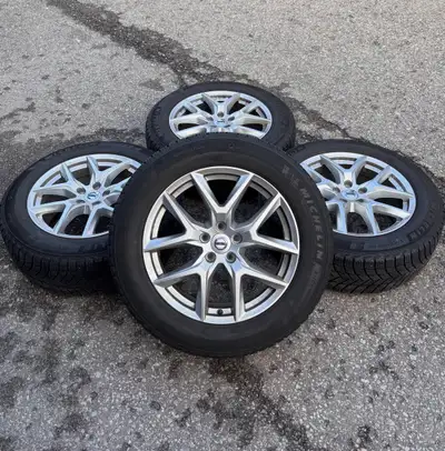 18" Volvo XC60 Original (2023) Rims with TPMS and Michelin X-Ice Snow SUV Winter Tires. Wheels and t...
