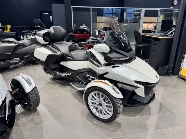 2026 Can-Am Spyder RT-Limited in Sport Touring in Norfolk County - Image 3