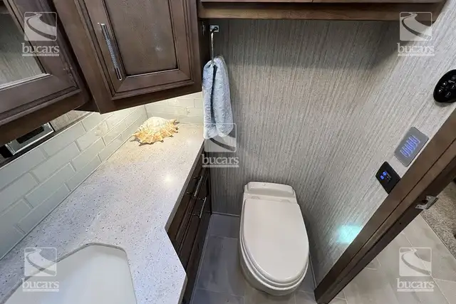 2023 NEWMAR SUPERSTAR 4061 in RVs & Motorhomes in Calgary - Image 42