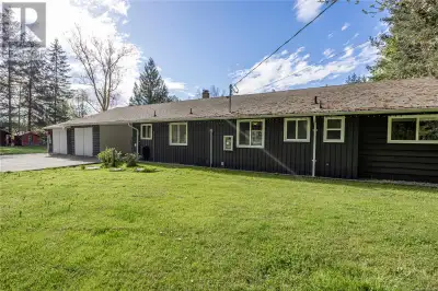 Welcome to Vancouver Island living, just minutes away from Coombs and Qualicum Beach. This rural pro...