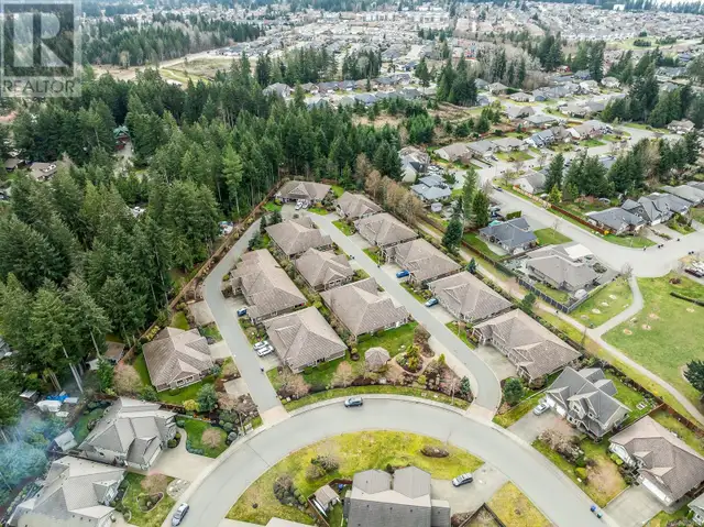 133 2315 Suffolk Cres Courtenay, British Columbia in Condos for Sale in Comox / Courtenay / Cumberland - Image 37
