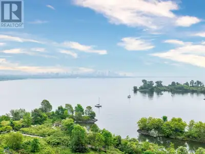 Welcome to Ocean Club, where modern luxury and serene waterfront living come together. This spacious...