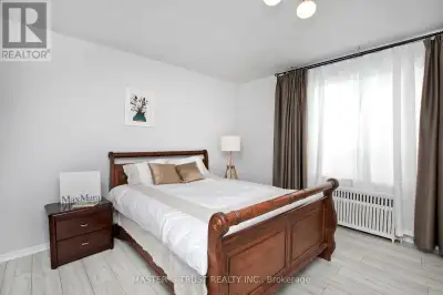 7 - 2910 KEELE STREET Toronto (Downsview-Roding-CFB), Ontario