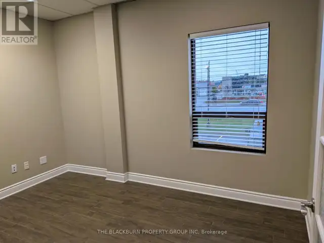 212 - 1900 MERIVALE ROAD Ottawa, Ontario in Commercial & Office Space for Rent in Ottawa - Image 6