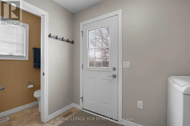 18637 HURONTARIO (HWY 10) STREET Caledon (Caledon Village), Onta in Long Term Rentals in Oakville / Halton Region - Image 18