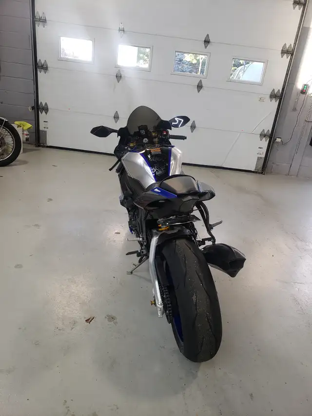 Yamaha YZF-R1M | PURE PERFORMANCE ⏱️ in Sport Bikes in Oakville / Halton Region - Image 4