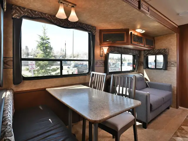 2014 Zinger ZT32QB in Travel Trailers & Campers in St. Albert - Image 16