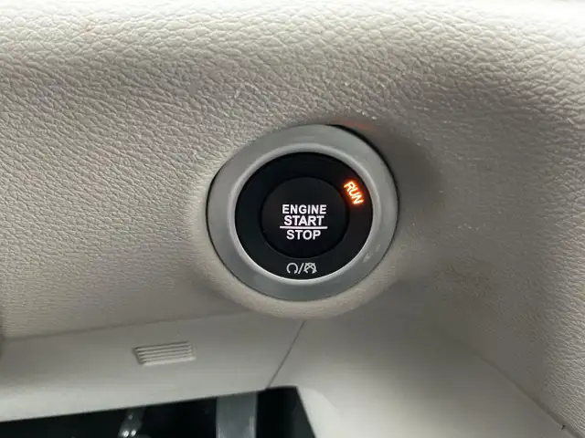 2023 Chrysler Grand Caravan SXT in Cars & Trucks in Ottawa - Image 18