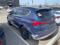 The advertised vehicle price is based on a promotional finance offer. Customers who purchase the veh... (image 3)