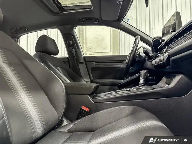2022 Honda Civic Sedan Sport | Moonroof | Traffic Sign in Cars & Trucks in Saskatoon - Image 27