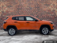 Only 21 Miles! This Jeep Compass has a dependable Intercooled Turbo Regular Unleaded I-4 2.0 L/122 e... (image 5)