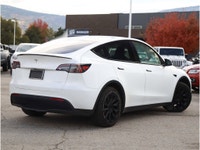 2023 TESLA MODEL Y LONG RANGE - NO ACCIDENTS - BC VEHICLE - NAVIGATION - BACKUP CAMERA - HEATED FRON... (image 2)