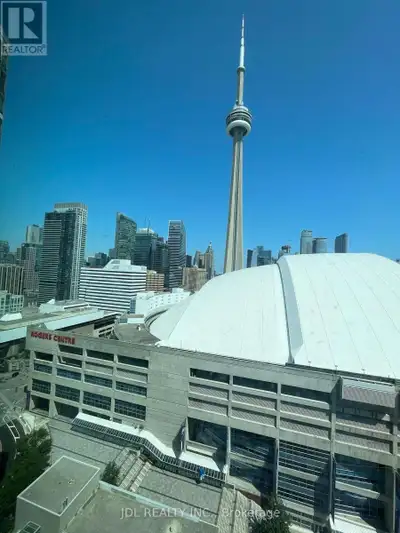 Spectacular View Of Lake, City, Skyline, Rogers Centre, Cn Tower. Upscale Condo Building W/ Great Fa...