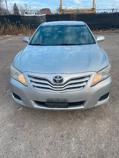 2010 Toyota Camry 4 cylinders safety only $4995+ HST