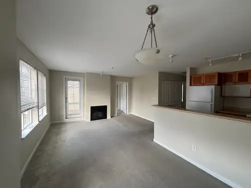 Bright and well-maintained 2 bedroom, 2 bathroom apartment located in the heart of Kerrisdale. This...