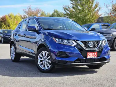 The 2023 Nissan Qashqai SV in AWD offers both style and functionality with its versatile capabilitie...