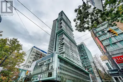 Telus Garden by Westbank. Luxury residences in Downtown Vancouver. Peek-a-boo water & mountain views...