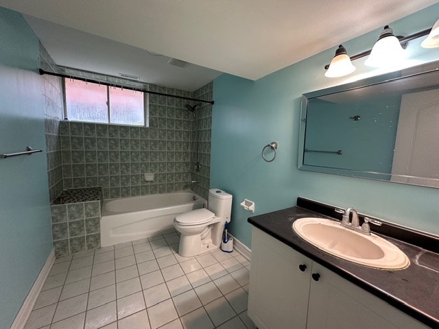 Barrie, legal lower level, 2 bedroom, 1 parking 5