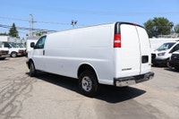 2022 GMC Savana 8 CYLINDRES 6.6 LITRES TRES RARE / 1 SEUL PROPRIO / 2022 GMC SAVANA 2500 CARGO ALLON... (image 3)