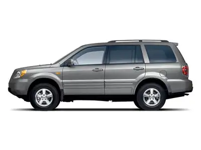 AMVIC Licensed Dealer ... Engine: V6 Cylinder Engine 3.5L/212CI L/100Km City: 14.1 L/100Km Hwy: 9.7...