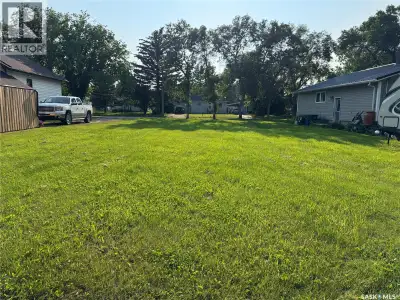 Opportunity awaits with this 50 x 120 ft vacant lot in Wynyard! Conveniently located on a quiet stre...
