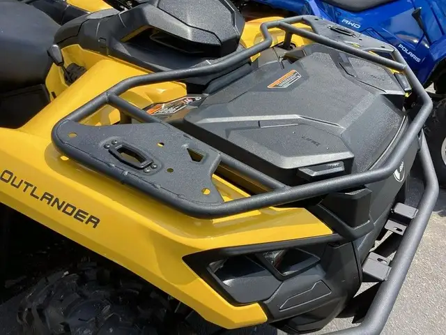 2023 CAN AM OUTLANDER XT 700 (FINANCING AVAILABLE) in ATVs in Strathcona County - Image 11