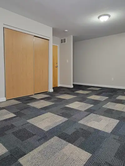 Rent Includes: WiFi Parking Weekly Cleaning Services for All Shared Spaces Are you a McMaster Univer...