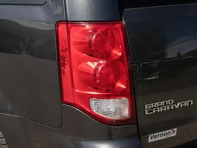 2016 Dodge Grand Caravan SXT - Power Windows - $65.41 /Wk in Cars & Trucks in Vernon - Image 12