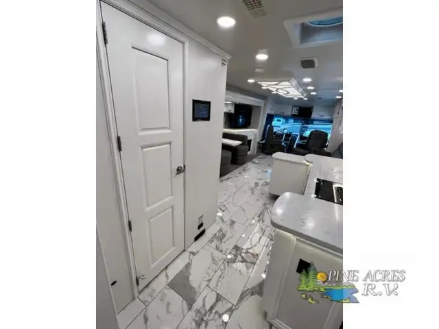 2024 Entegra Coach Anthem 44B 450 h.p. Diesel in RVs & Motorhomes in Moncton - Image 49