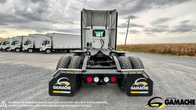 2019 KENWORTH T680 DAY CAB in Heavy Trucks in Chilliwack - Image 15