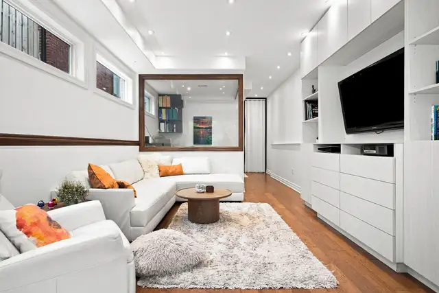 Light-Filled Furnished 1BR + Office with Private Garden | Yonge– in Long Term Rentals in City of Toronto - Image 9