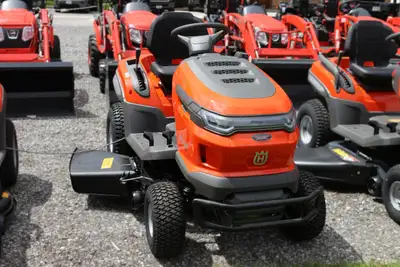 Zero Down financing available! HUSQVARNA TS 218T Riding Lawn Mower Engine - 24.5 HP Husqvarna HV 708...