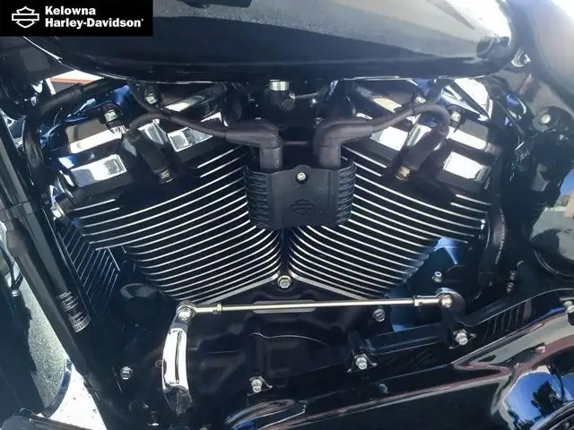 2018 Harley-Davidson FLHC - Softail Heritage Classic in Street, Cruisers & Choppers in Kelowna - Image 26