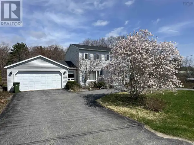 46 Old Falls Road Liverpool, Nova Scotia in Houses for Sale in Bridgewater - Image 3
