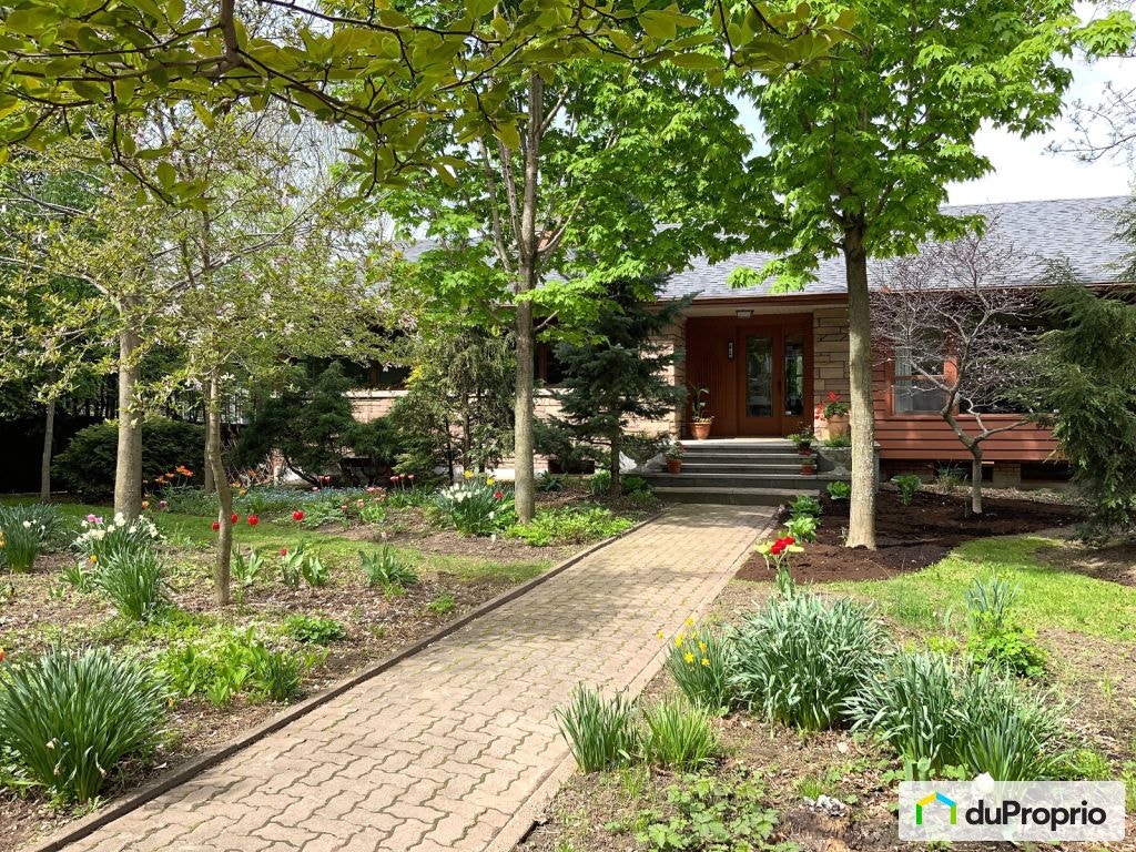 $475,000 - Bungalow for sale in Princeville — photo 2