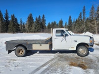 This item(s) are selling by Online Timed Auction Equipment Consignment Auction Bidding Opens: 9 AM -... (image 4)