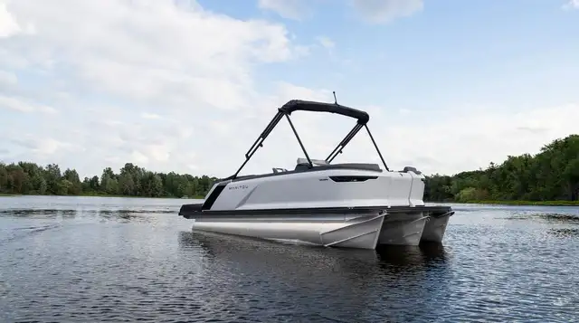 2024 Manitou Cruise 22 MAX Switchback **BLOW OUT PRICING !!!! ** in Powerboats & Motorboats in Moose Jaw - Image 3