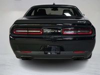 This 2018 Dodge Challenger SRT Hellcat is a Canadian vehicle with low kilometers and a clean Carfax... (image 6)