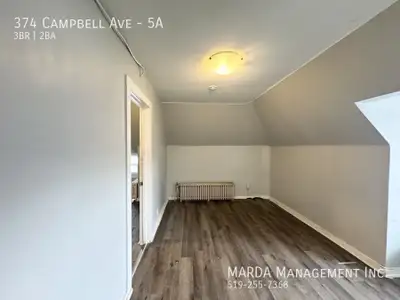 Welcome to 374 Campbell Unit 5, a spacious 3 bedroom, 2 bathroom upper unit located on Windsors west...
